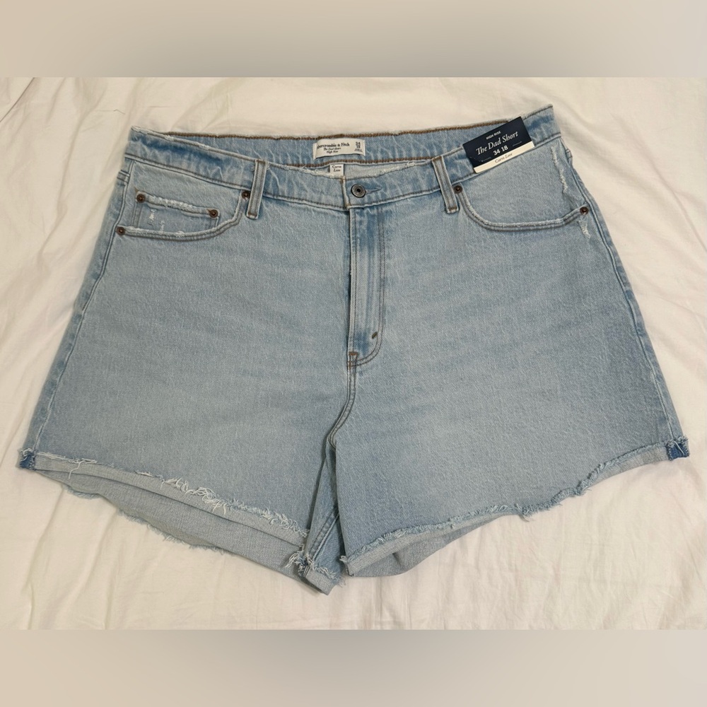 Abercrombie & Fitch “The Dad High-Rise Short” - Size 34 l 18 Curve Love